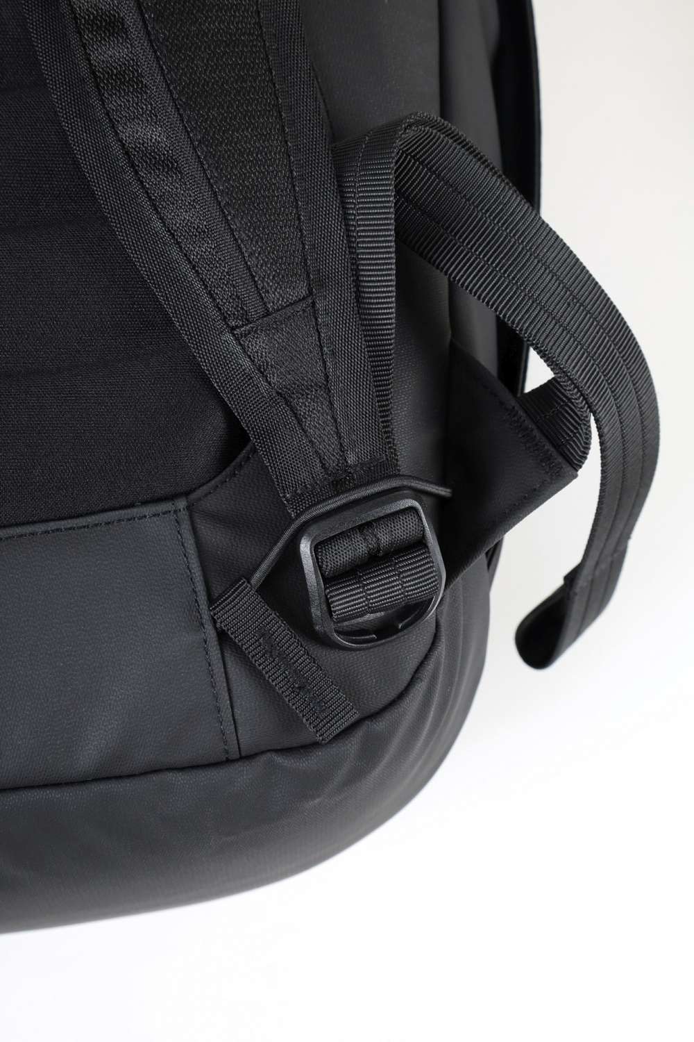 Nitro Rucksack NIKURO TRAVELER BLACK OUT schwarz