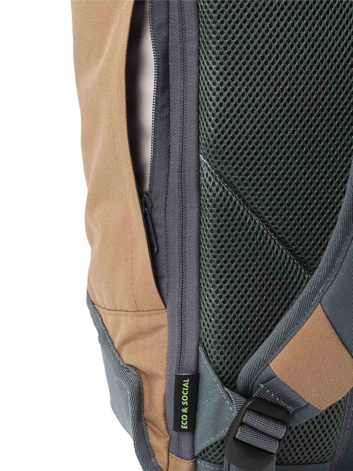 Aevor Rucksack Trippack California Hike