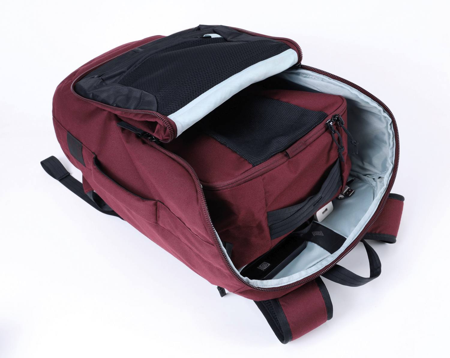 Nitro Rucksack NIKURO TRAVELER WINE rot